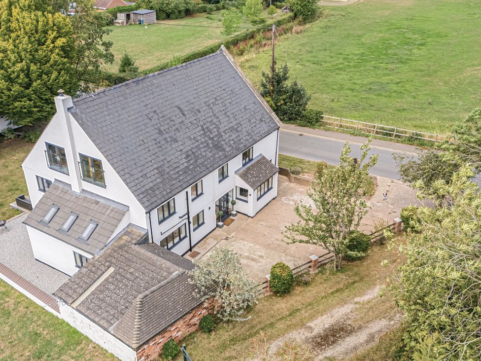 An aerial view of a house with a garden and pathway at The Old Chapel in Glentworth near Ingham