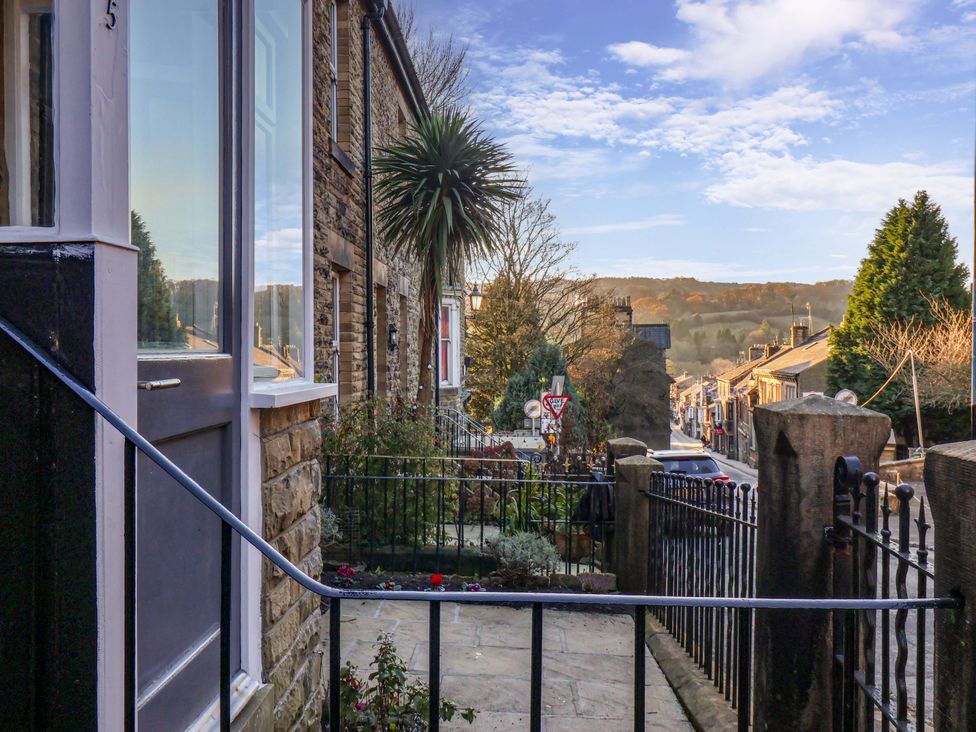 5 Hamilton Terrace - Yorkshire Dales - 1162832 - thumbnail photo 2