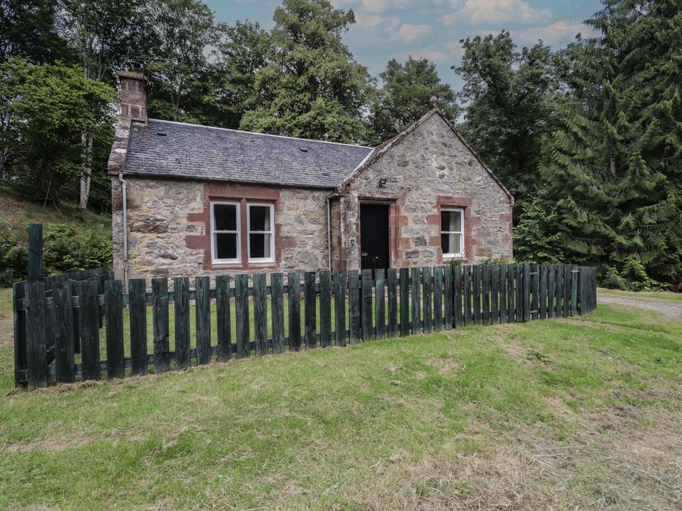 Gunroom Cottage - Scottish Highlands - 1163422 - thumbnail photo 3