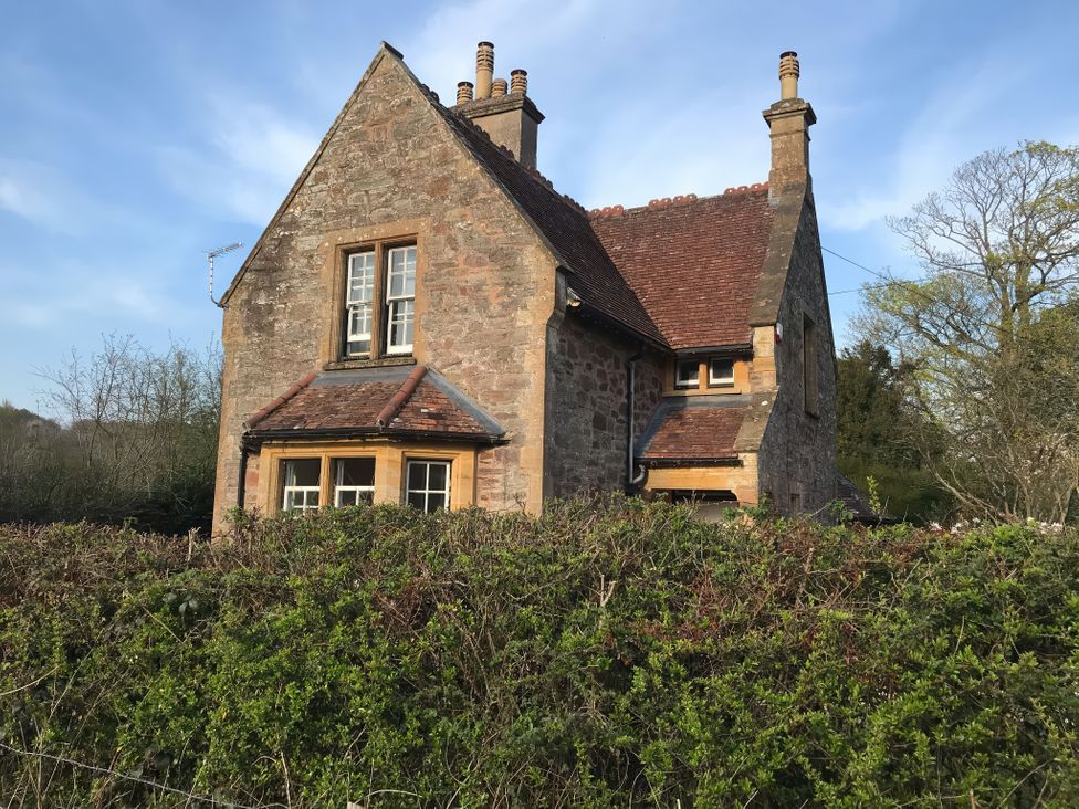 Middle Lodge - Somerset & Wiltshire - 1163461 - thumbnail photo 1