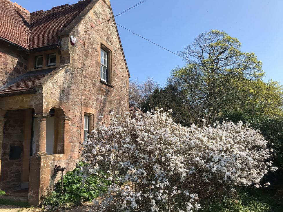 Middle Lodge - Somerset & Wiltshire - 1163461 - thumbnail photo 2