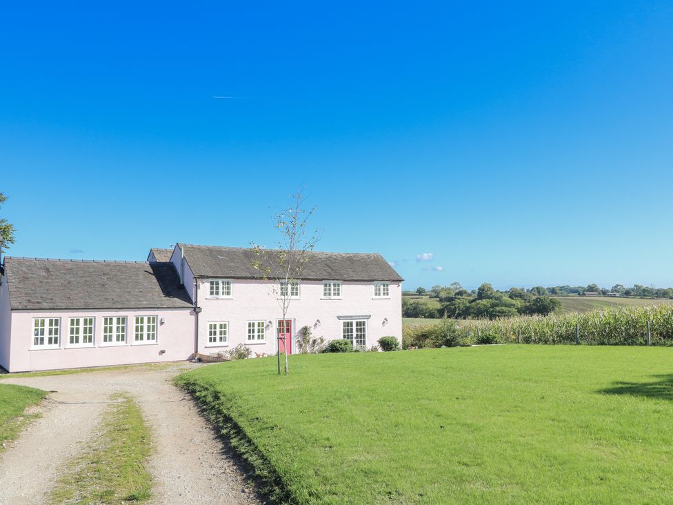 A house with a garden and pathway at Gapstile in Abbots Bromley