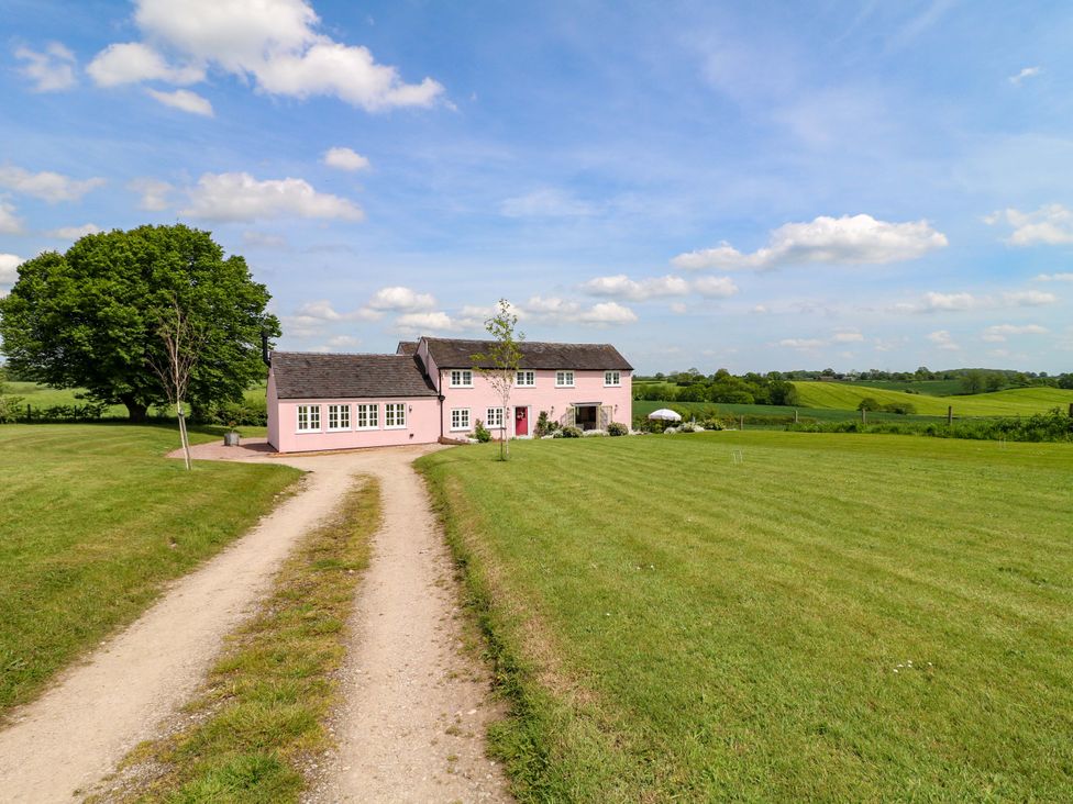 A house with a driveway and grass area at Gapstile in Abbots Bromley