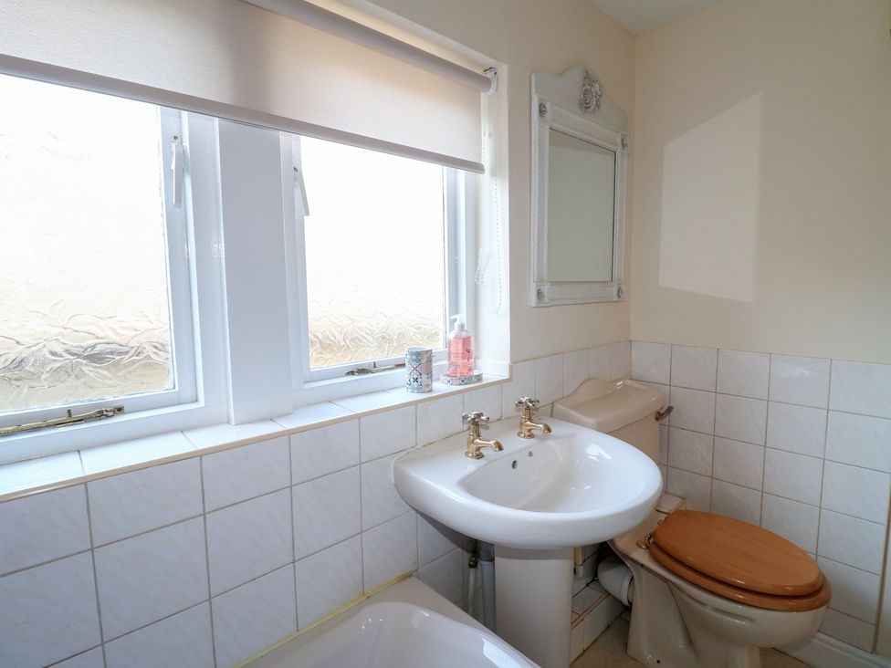 Coniston Cottage - Peak District & Derbyshire - 1164105 - thumbnail photo 16