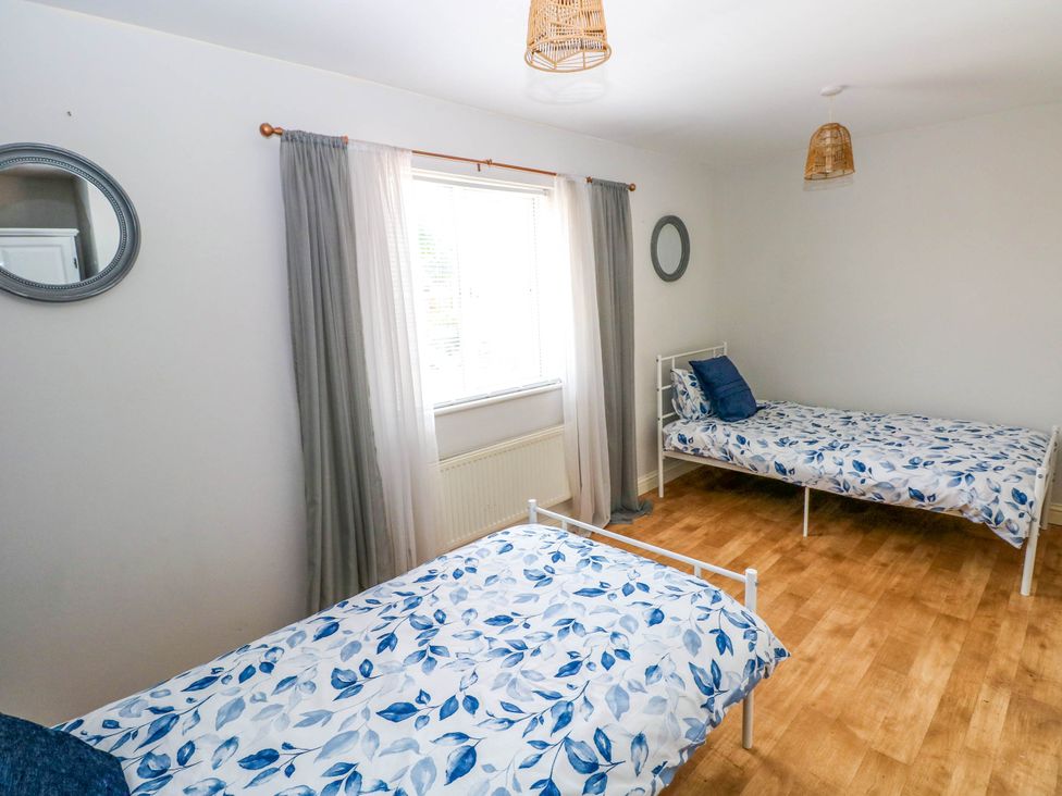 Alban Road - South Wales - 1164205 - thumbnail photo 16