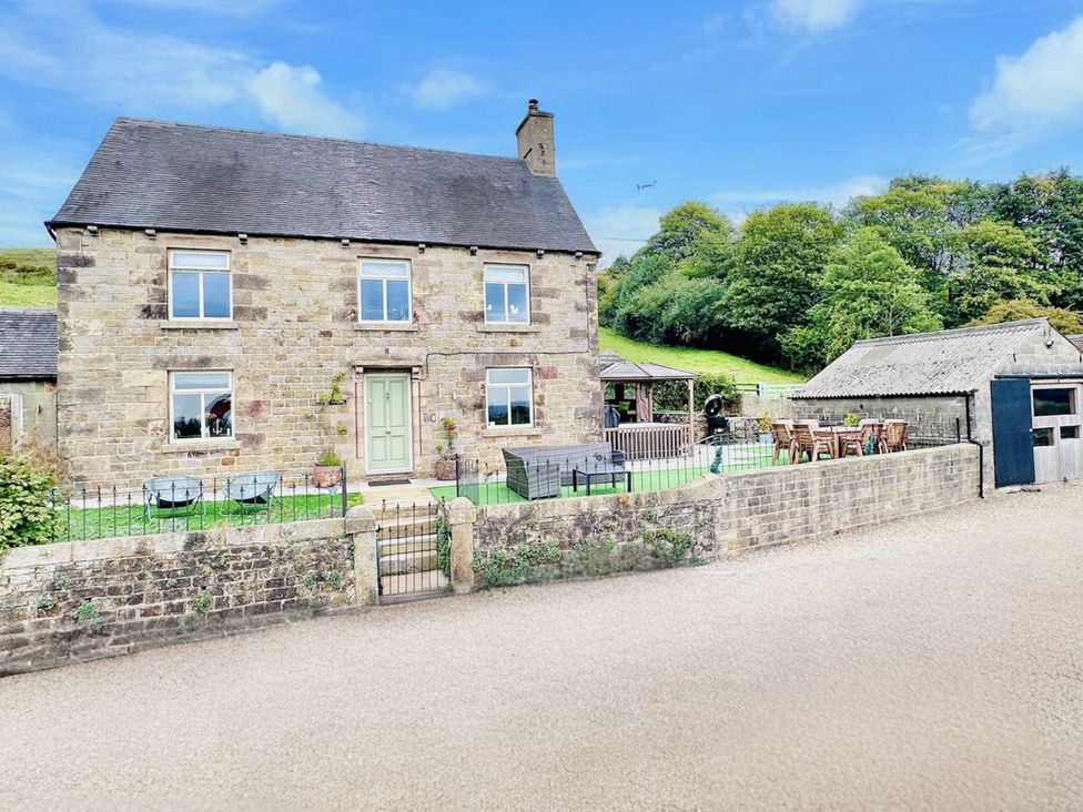 A house with garden and seating area at HollyDale in Bradnop near Leek