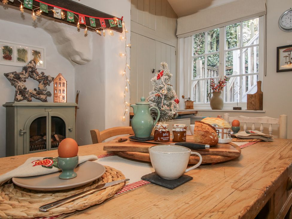 8 Welsh Street - Shropshire - 1164570 - thumbnail photo 9