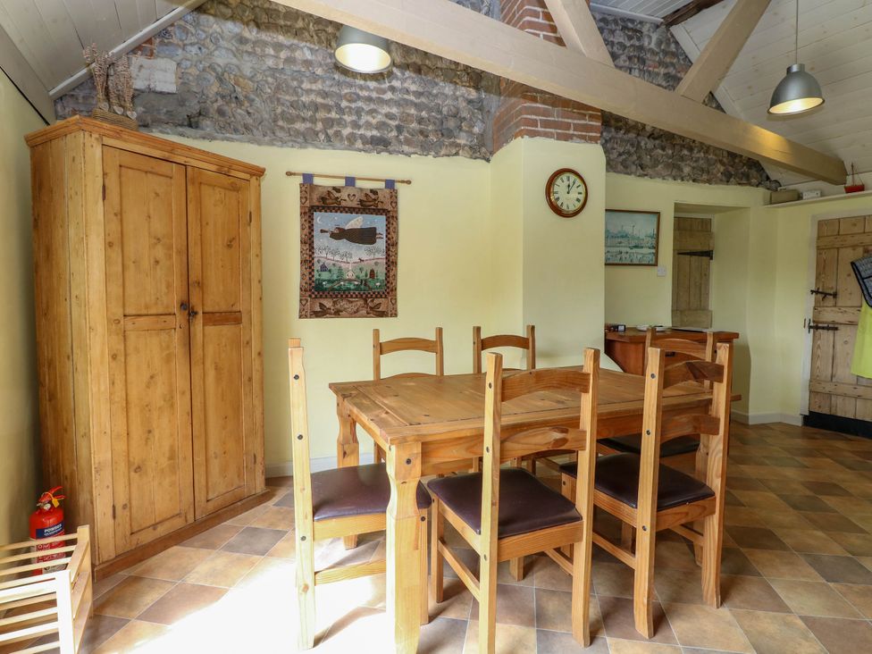 Thatch Cottage - Norfolk - 1164698 - thumbnail photo 14