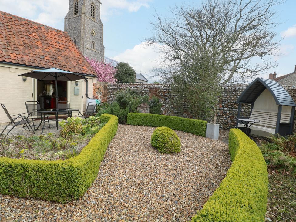 Thatch Cottage - Norfolk - 1164698 - thumbnail photo 39