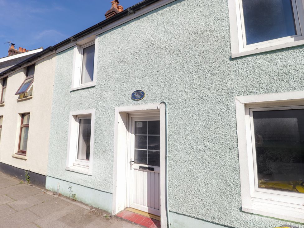 An exterior view of a house with a door and windows at 41 St. James Street Narberth