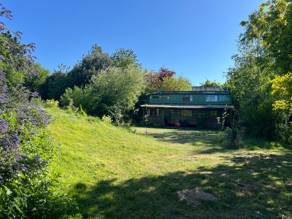 Walter - Norfolk - 1165434 - thumbnail photo 2