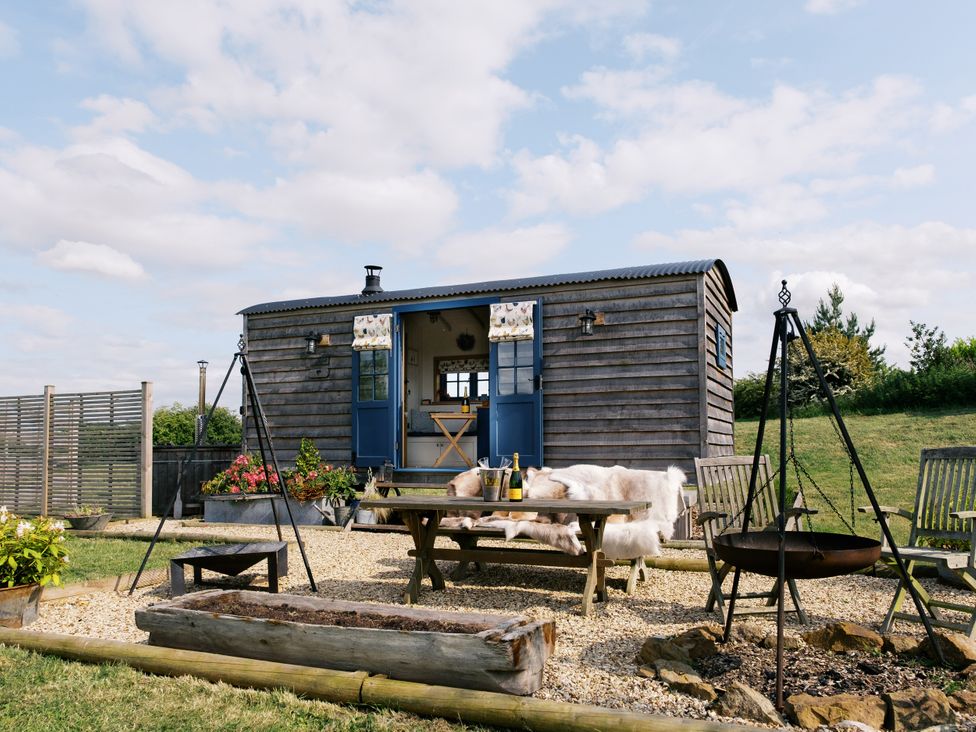 Lillie's Shepherds Hut at Shepherds Lodge Retreat and Wellness -  - 1165646 - thumbnail photo 18