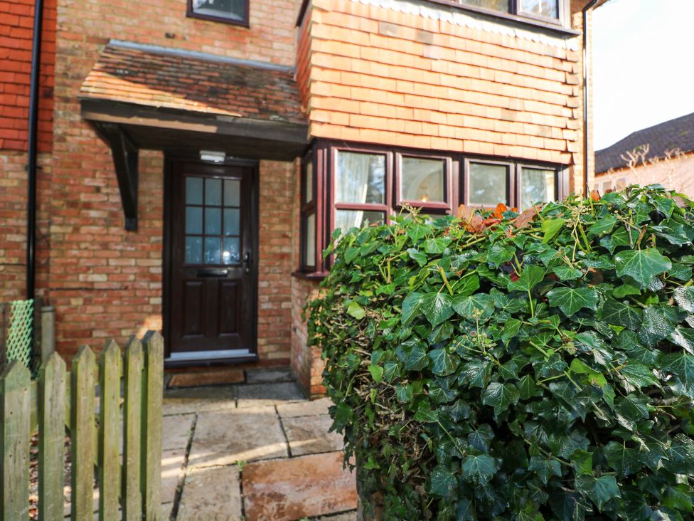 1 Stonewall Cottages - Kent & Sussex - 1165670 - thumbnail photo 2