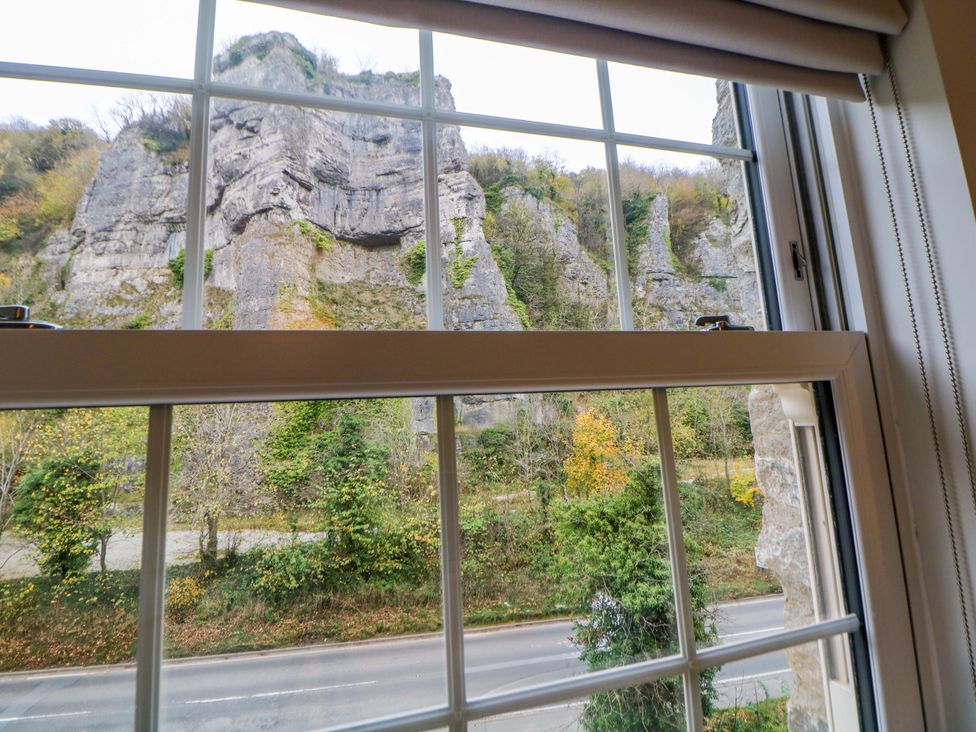 28 Rock Mill Holiday Apartments - Peak District & Derbyshire - 1165722 - thumbnail photo 11