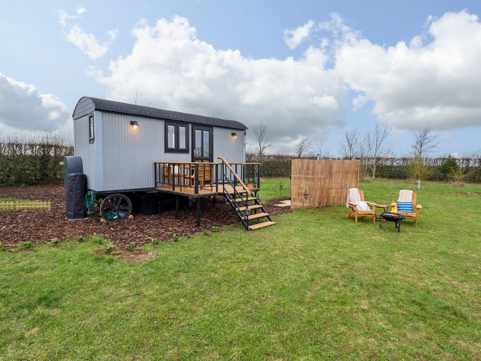 Shepherds Hut - Ash - Lincolnshire - 1166483 - thumbnail photo 20