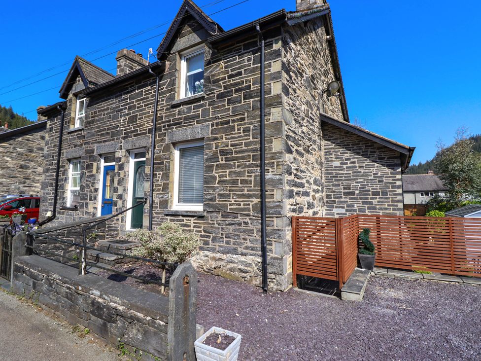Dola - North Wales - 1166526 - thumbnail photo 2