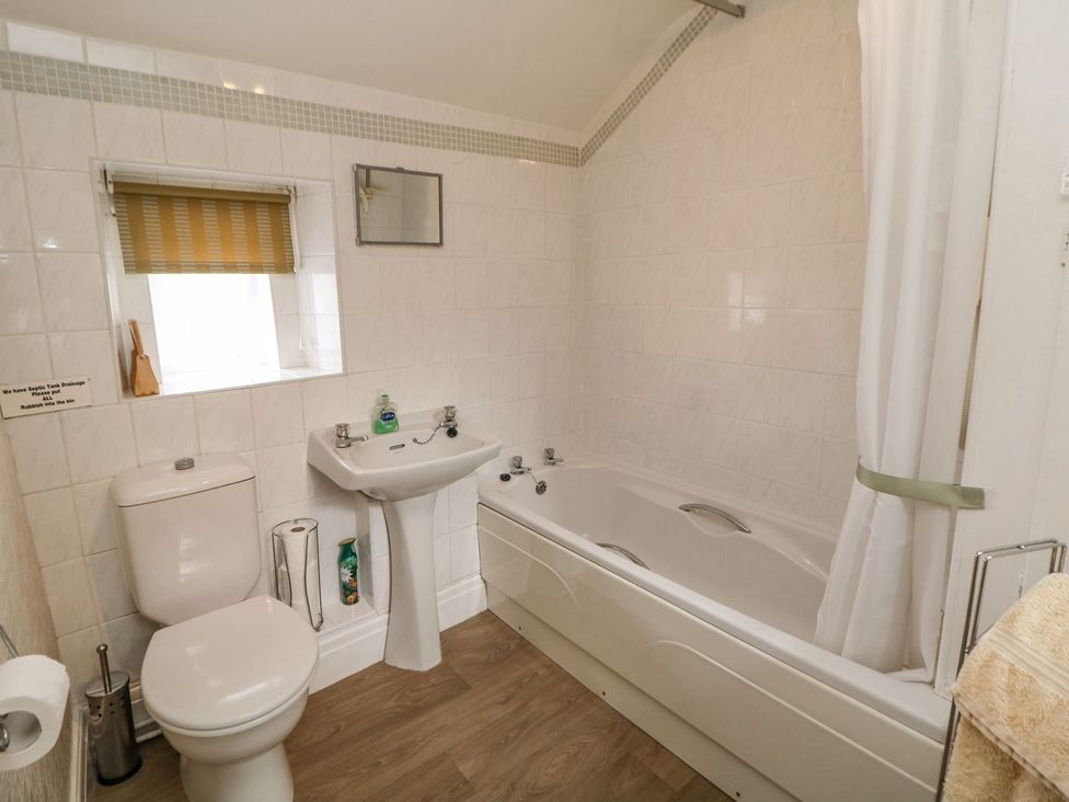 Nook Farm Holiday Cottage - Peak District & Derbyshire - 1167156 - thumbnail photo 23