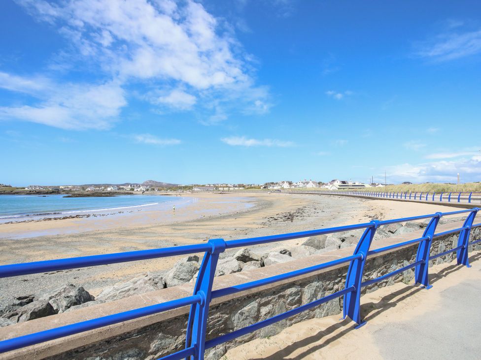 Seaddler - Anglesey - 1167497 - thumbnail photo 11