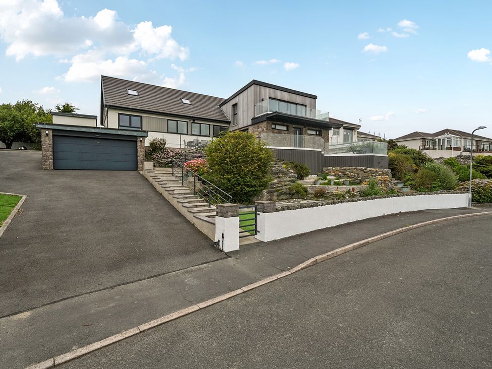 A house with garage and garden at Seaddler in Trearddur Bay