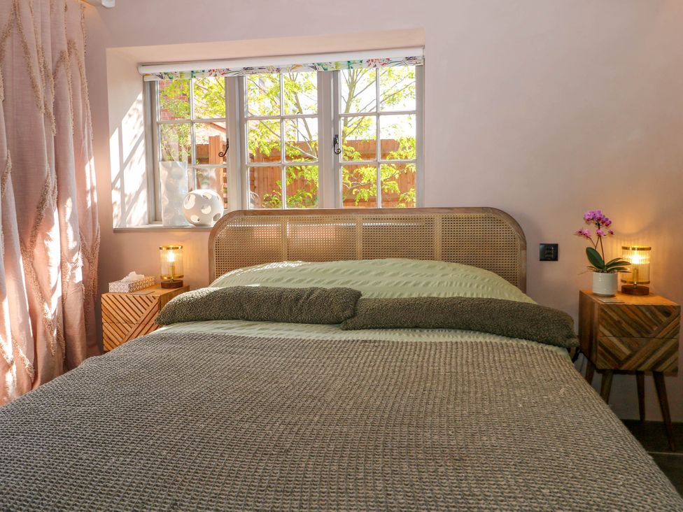 Spring Cottage - Norfolk - 1167706 - thumbnail photo 22