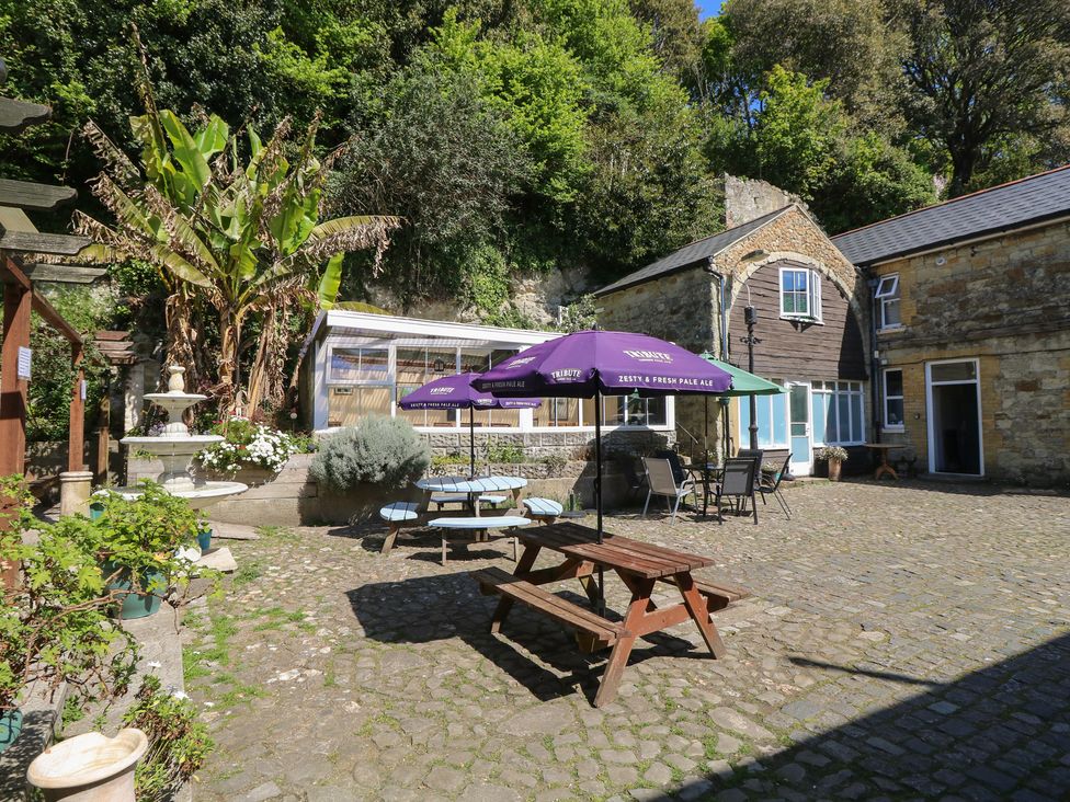 The Hayloft - Isle of Wight & Hampshire - 1167864 - thumbnail photo 37