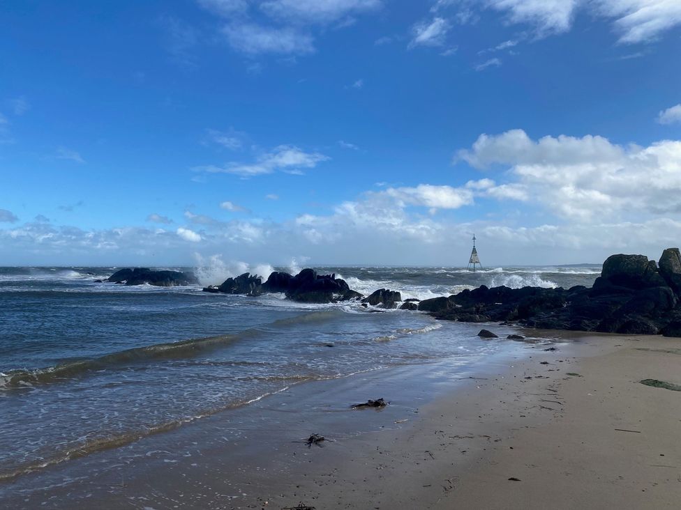 Sea View Lower Apartment - County Donegal - 1168267 - thumbnail photo 14