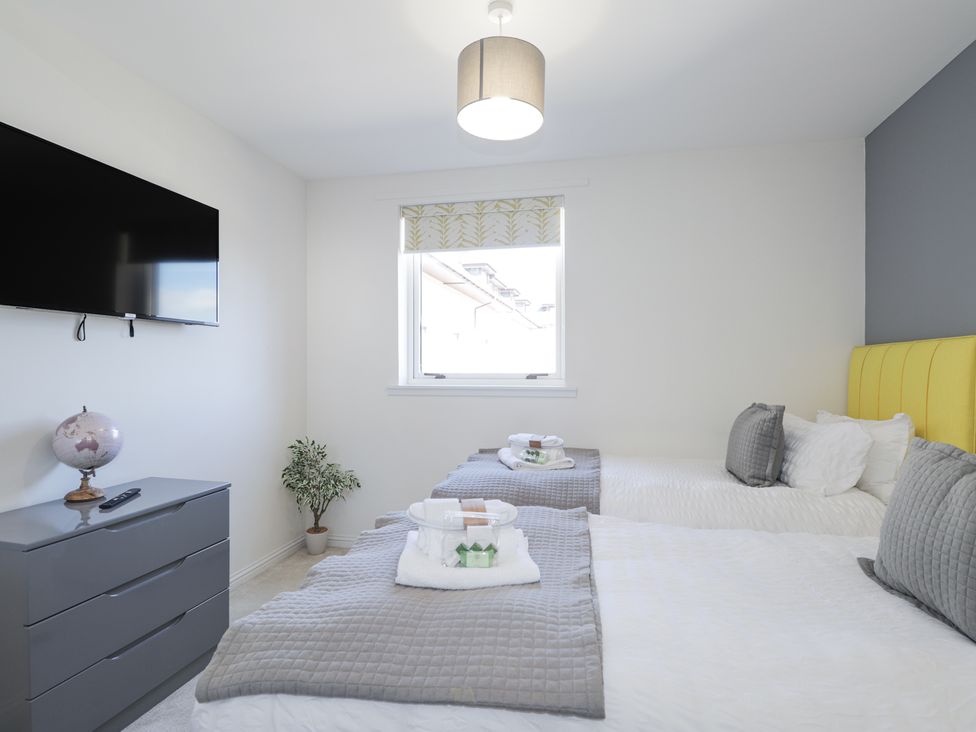 Flat 10 - Scottish Lowlands - 1168379 - thumbnail photo 13