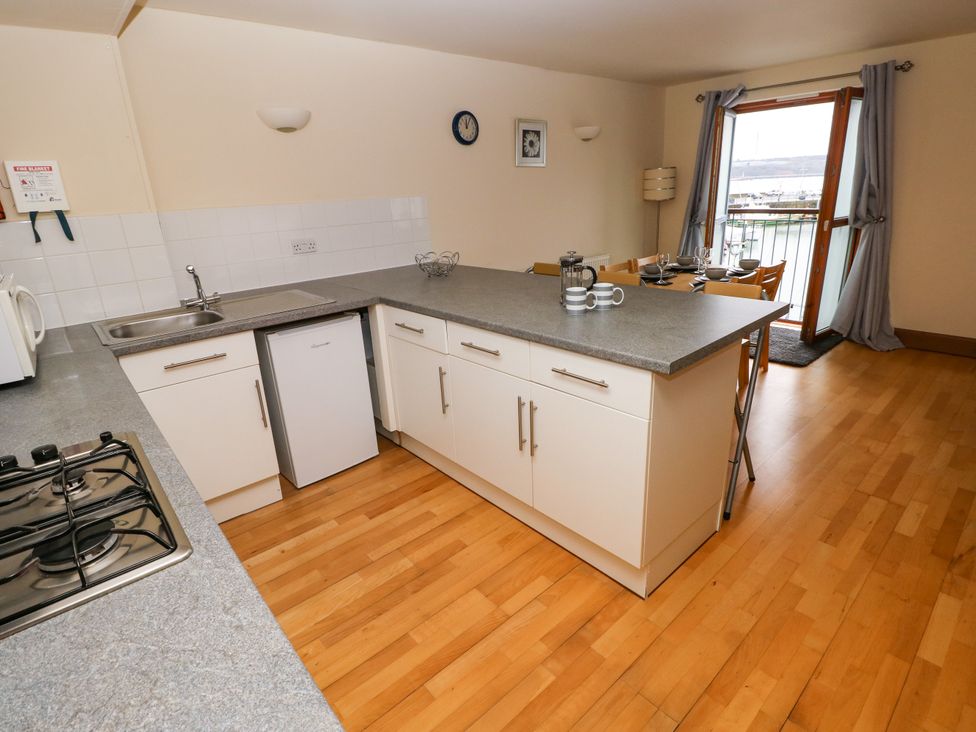 15 Sovereign House - South Wales - 1168491 - thumbnail photo 13