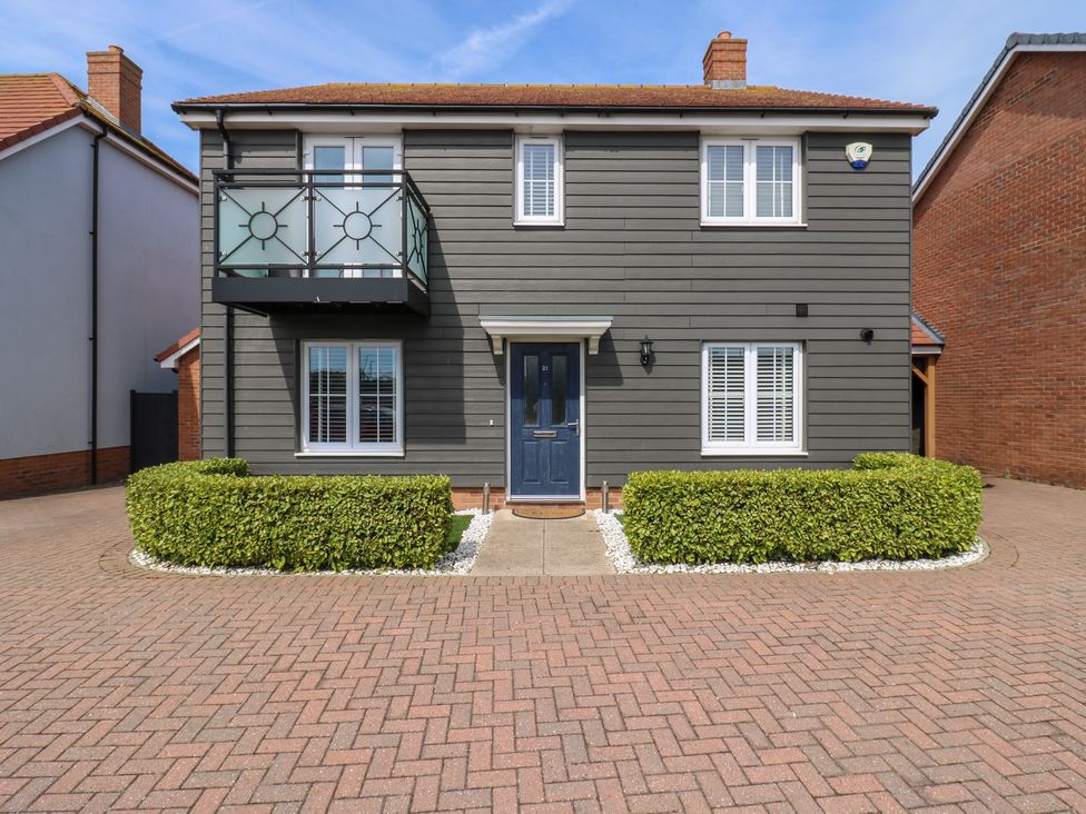 21 Skippers Way - Suffolk & Essex - 1168645 - thumbnail photo 2