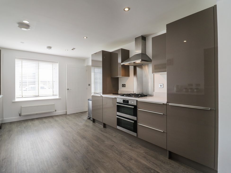 21 Skippers Way - Suffolk & Essex - 1168645 - thumbnail photo 10