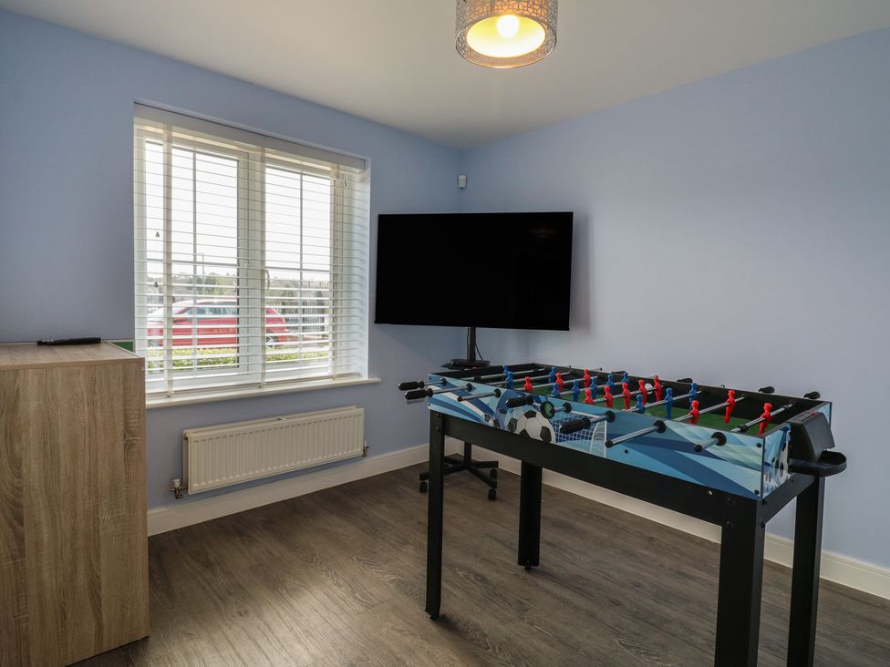 21 Skippers Way - Suffolk & Essex - 1168645 - thumbnail photo 15