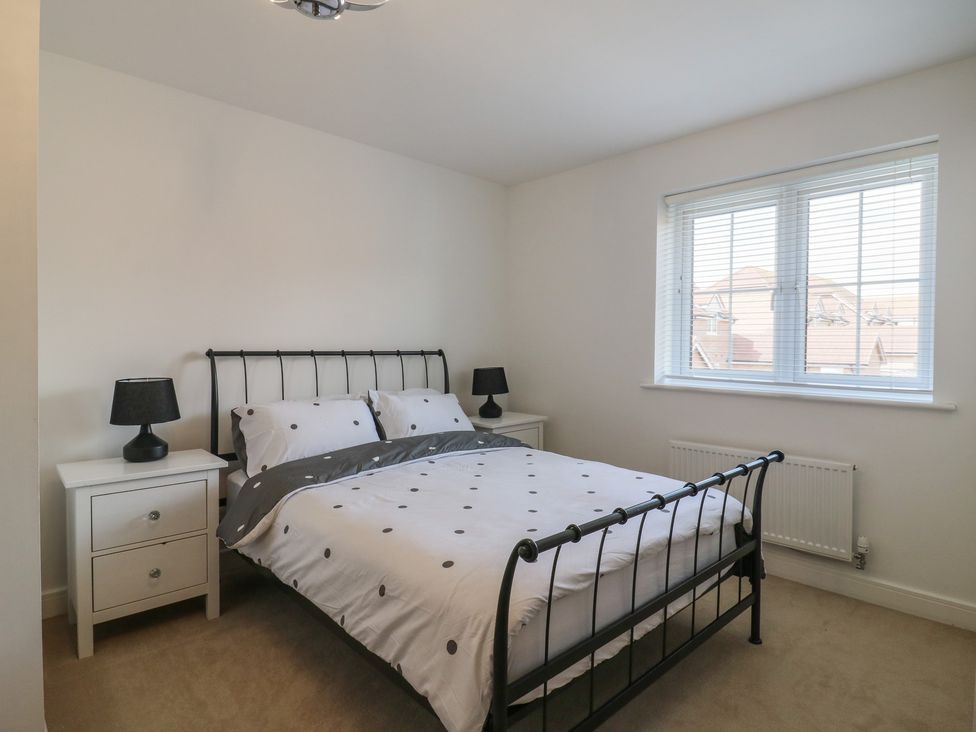 21 Skippers Way - Suffolk & Essex - 1168645 - thumbnail photo 17