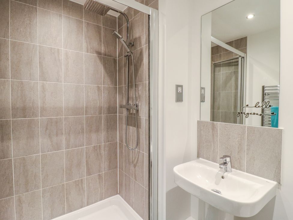 21 Skippers Way - Suffolk & Essex - 1168645 - thumbnail photo 26