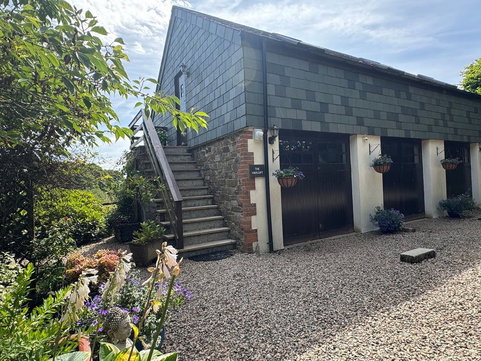 An outdoor view of The Hayloft in Lostwithiel