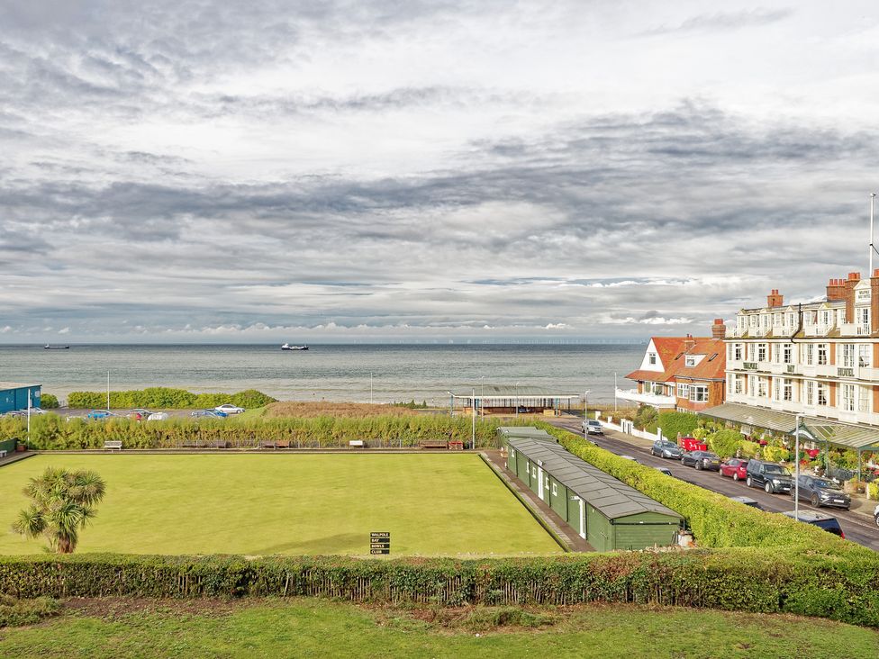 Walpole Bay Sea Views - Kent & Sussex - 1168698 - thumbnail photo 20