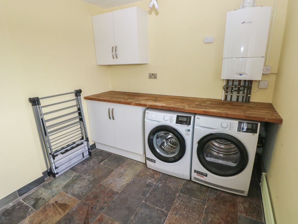 Shearwater - South Wales - 1168703 - thumbnail photo 15