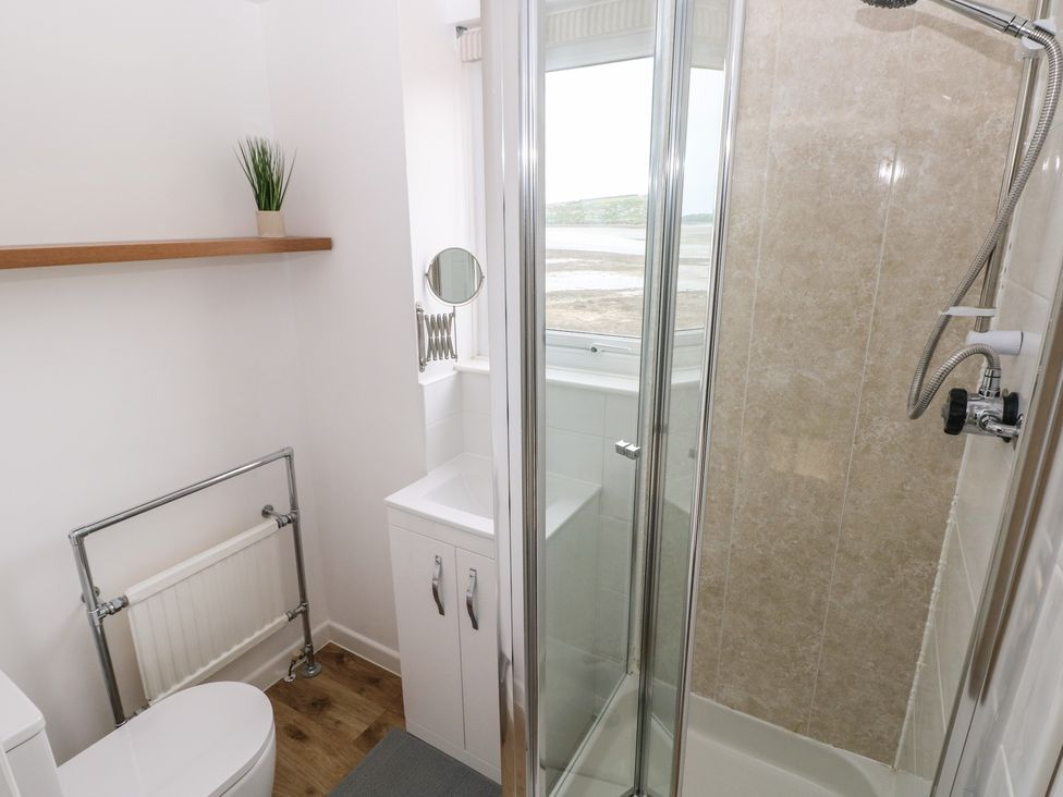 Shearwater - South Wales - 1168703 - thumbnail photo 20