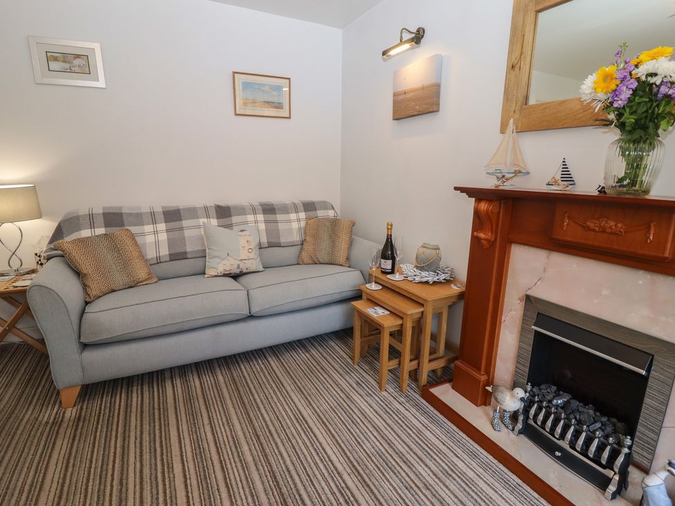 Pebble Cottage - North Yorkshire (incl. Whitby) - 1168961 - thumbnail photo 6