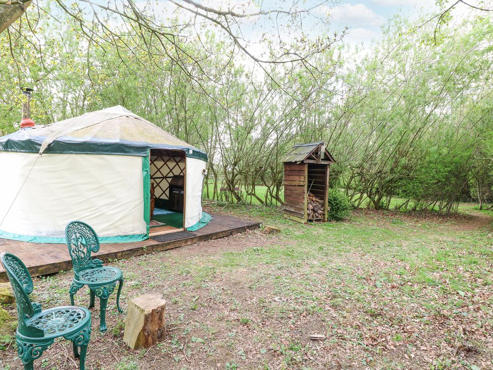 Brandon House Farm Yurt - Norfolk - 1169011 - thumbnail photo 6