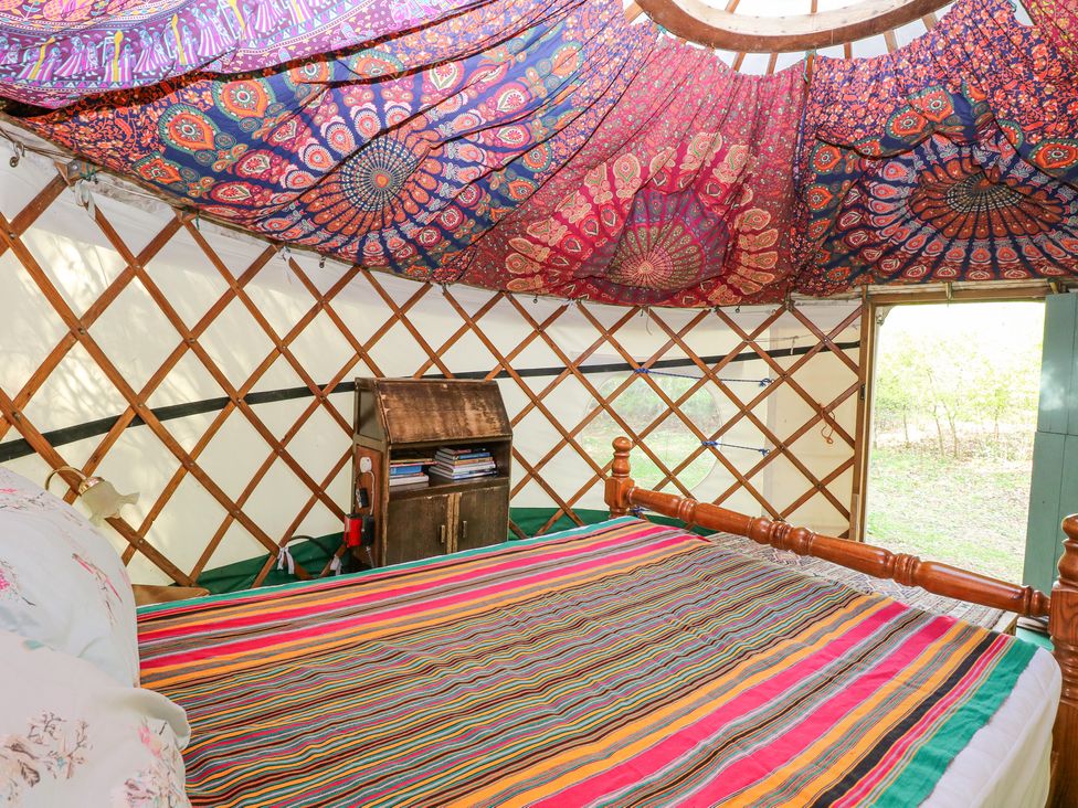 Brandon House Farm Yurt - Norfolk - 1169011 - thumbnail photo 13