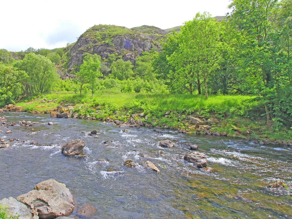 Riverbank Cottage - North Wales - 1169319 - thumbnail photo 24