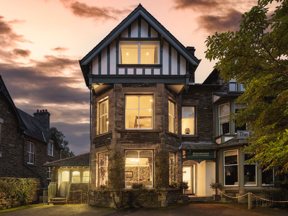 A building with large windows at Rosemount Boutique in Windermere