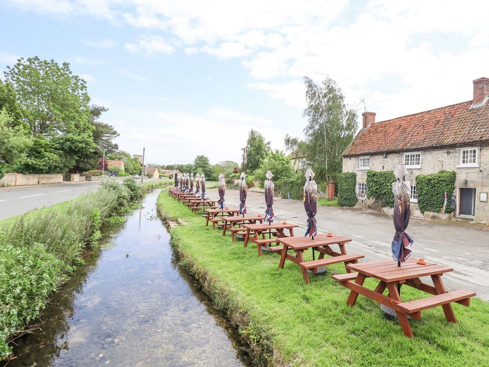 Buzzard Barn - Lincolnshire - 1169564 - thumbnail photo 8