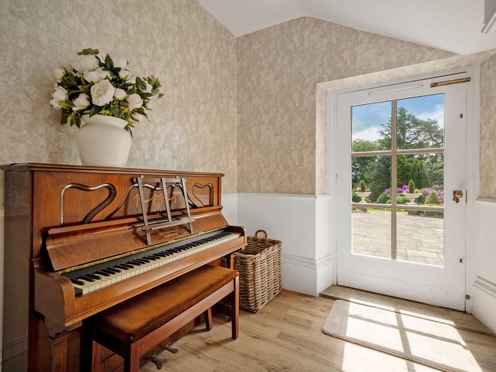 Hallfield Hall Cottage - Peak District & Derbyshire - 1169571 - thumbnail photo 39