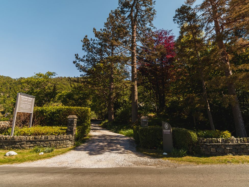 Pathway leading to Leathes Head Country House in Borrowdale near Keswick