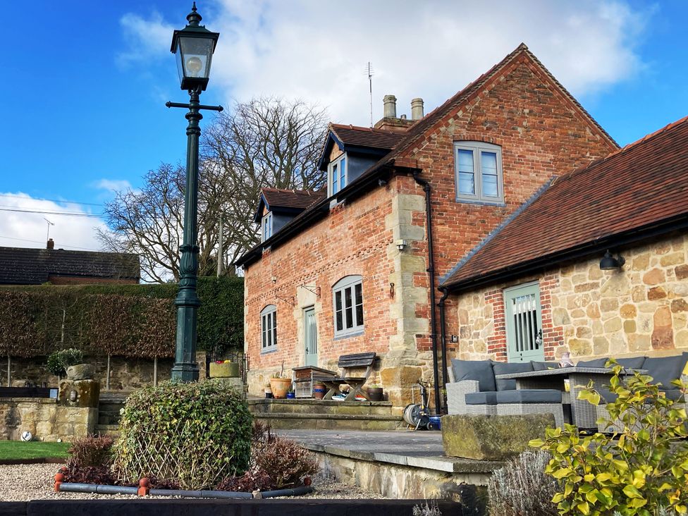 New Elms Farmhouse - Peak District & Derbyshire - 1169994 - thumbnail photo 3