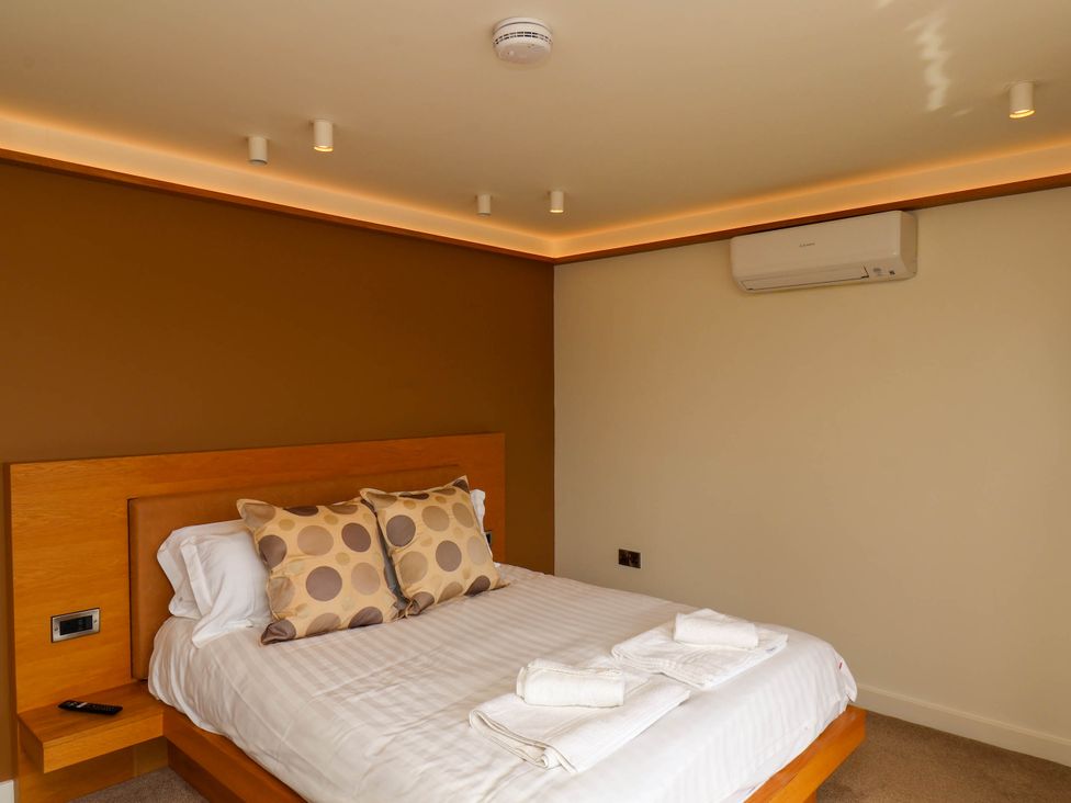 Apartment 1 - North Yorkshire (incl. Whitby) - 1170352 - thumbnail photo 14