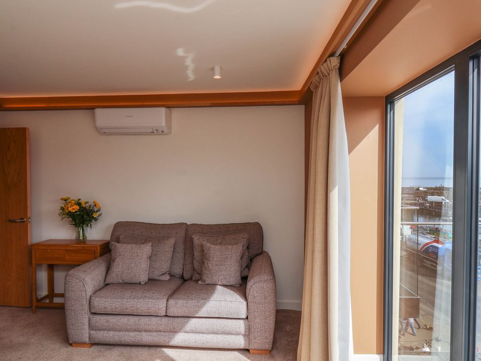 Apartment 2 - North Yorkshire (incl. Whitby) - 1170357 - thumbnail photo 3