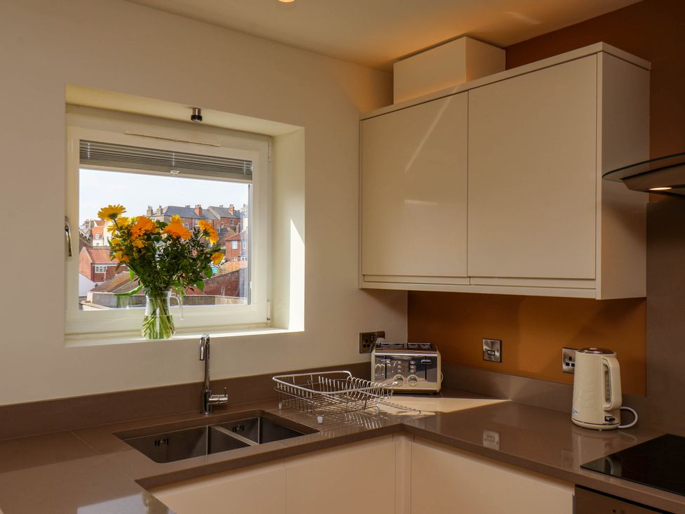 Apartment 2 - North Yorkshire (incl. Whitby) - 1170357 - thumbnail photo 11