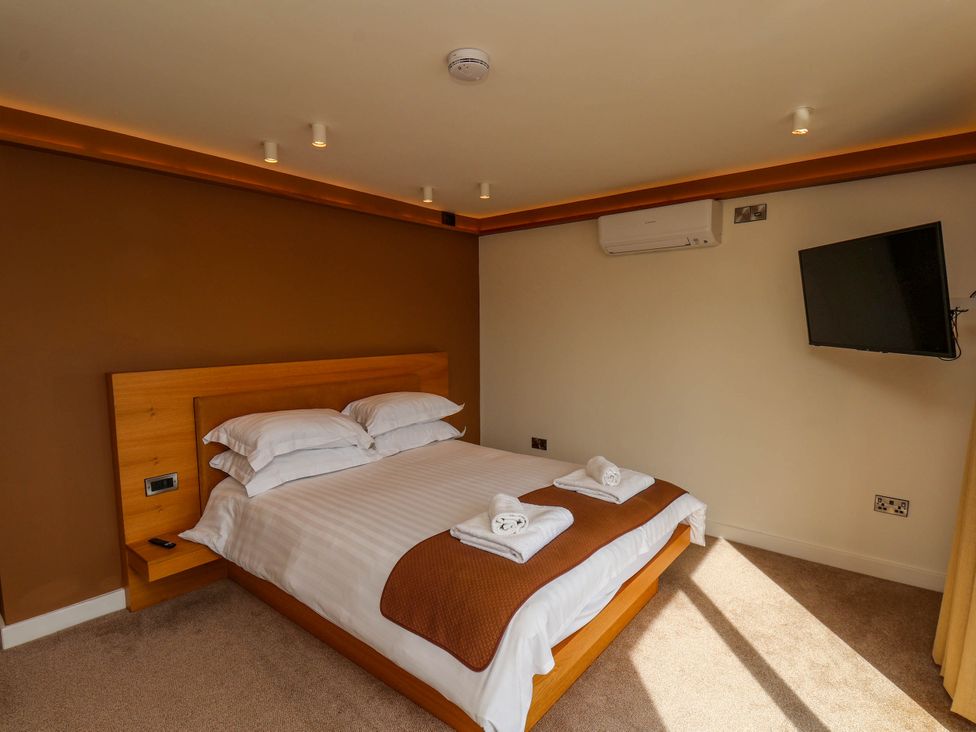 Apartment 2 - North Yorkshire (incl. Whitby) - 1170357 - thumbnail photo 17